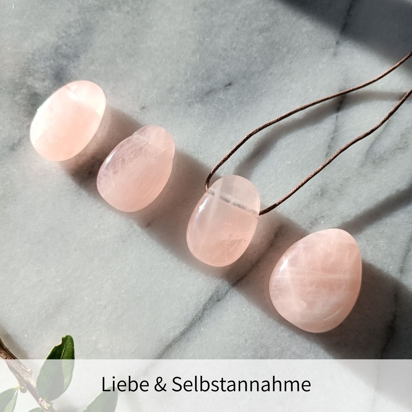 Rosenquarz Anhänger gebohrt